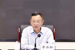 莱夫利谈防守锡安：他非常强壮 并且很擅长绕过防守人攻筐